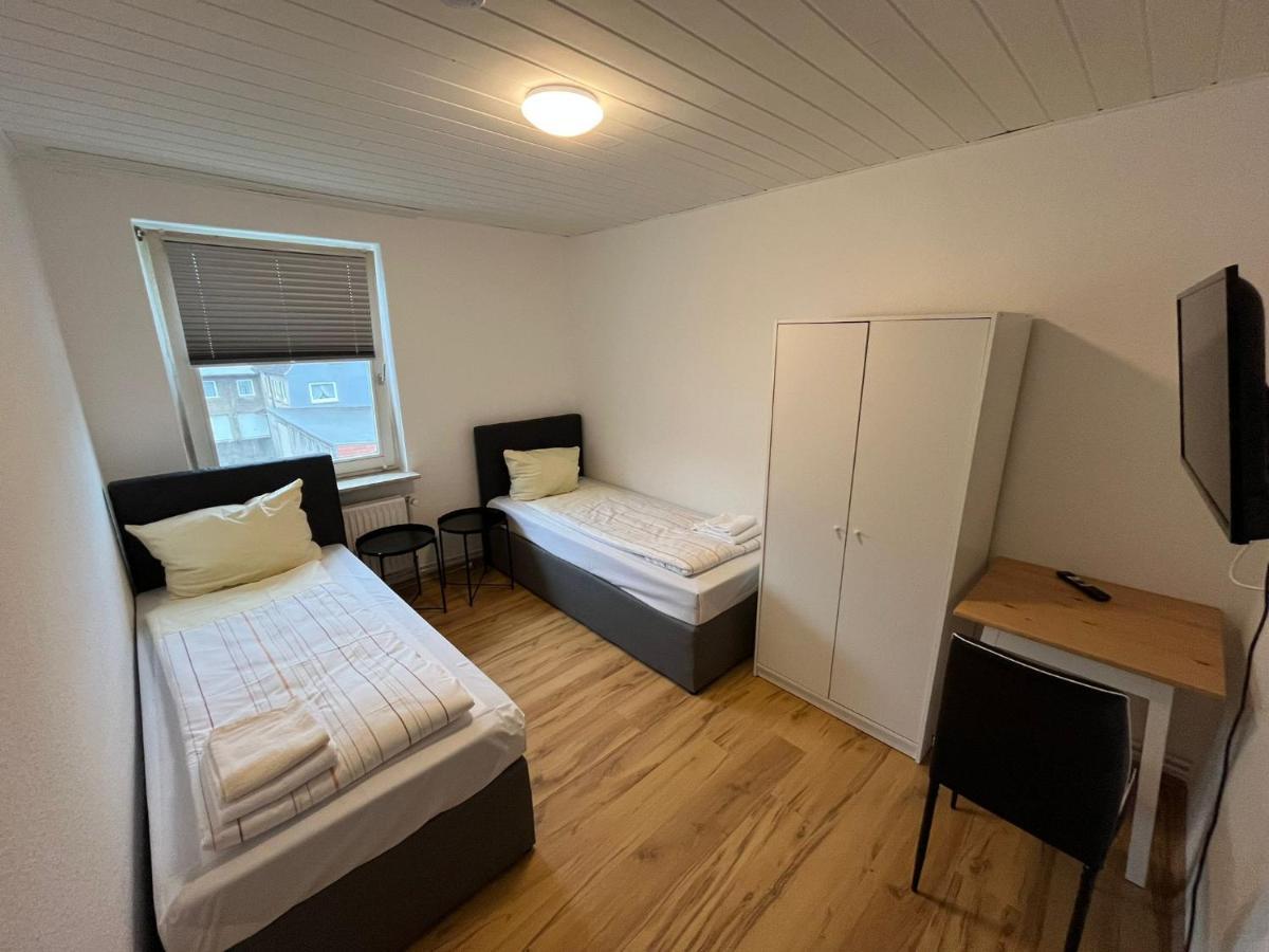 Monteurwohnungen Naehe Holsten Galerie Apartment Neumuenster