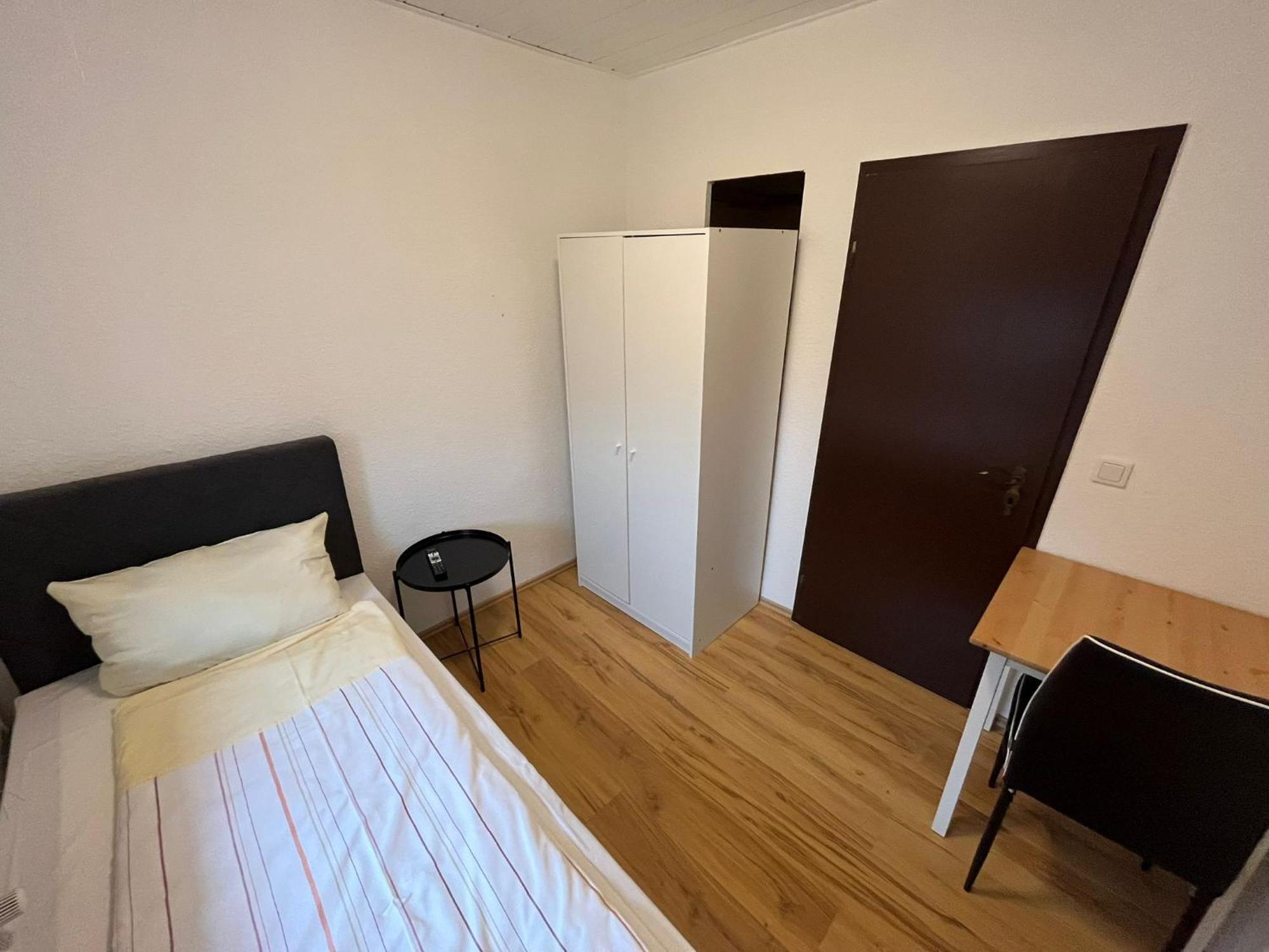 Monteurwohnungen Naehe Holsten Galerie Apartament Neumünster