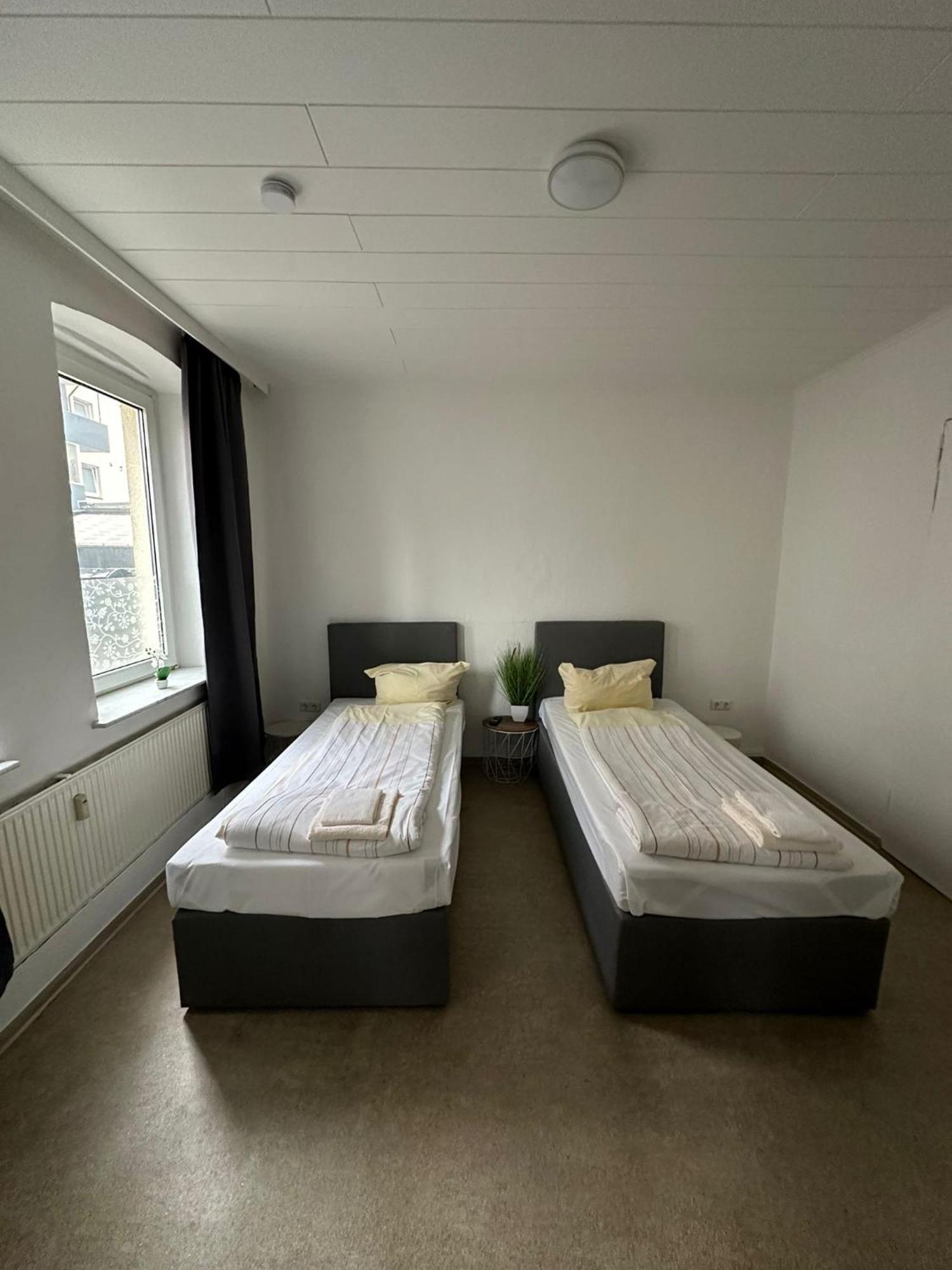 Apartament Monteurwohnungen Naehe Holsten Galerie Neumünster