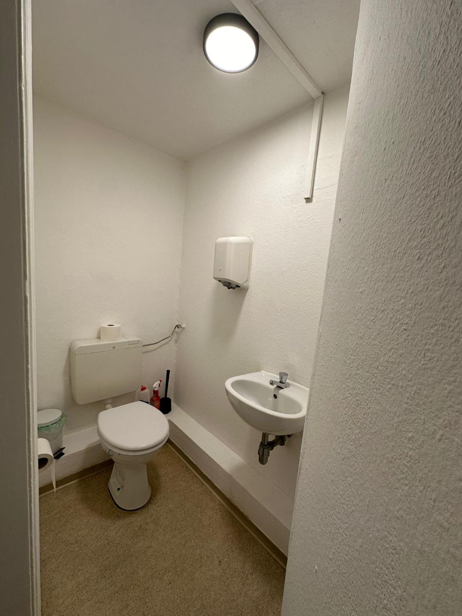 Monteurwohnungen Naehe Holsten Galerie Apartment Neumuenster